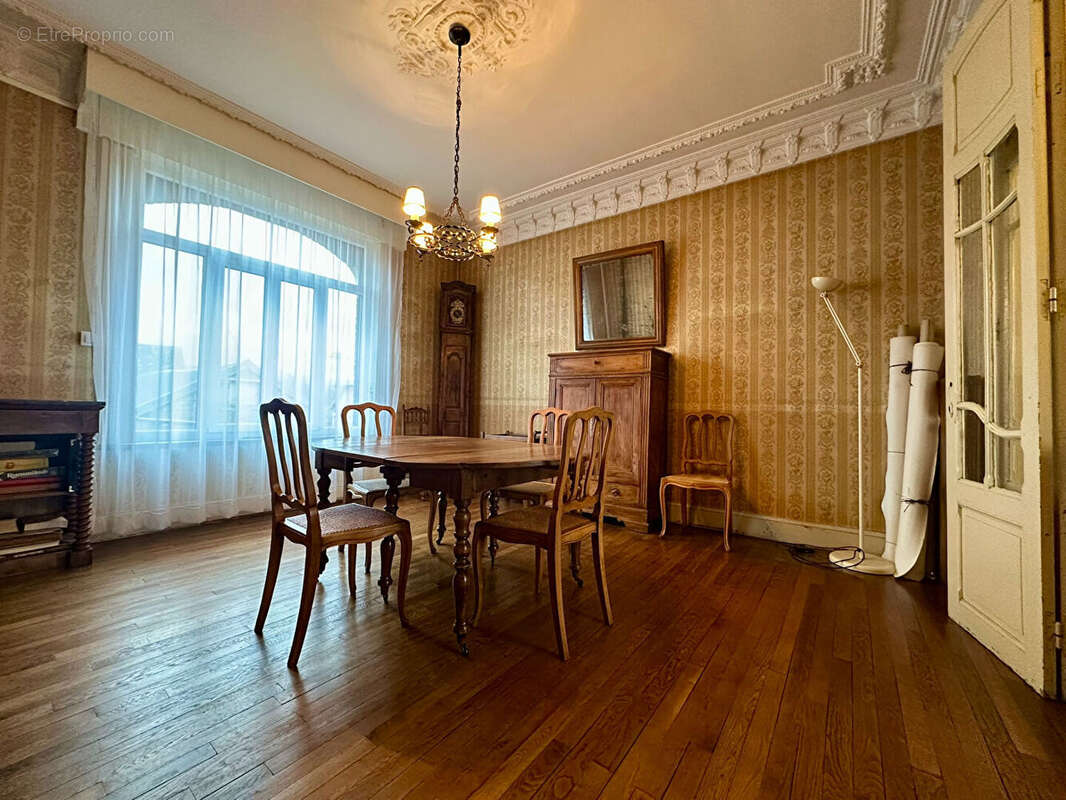 Maison à FLAVY-LE-MARTEL