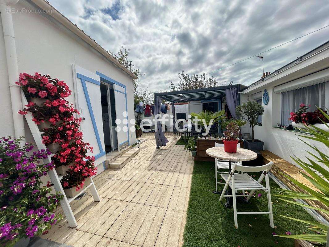 Maison à BEAUVOIR-SUR-MER