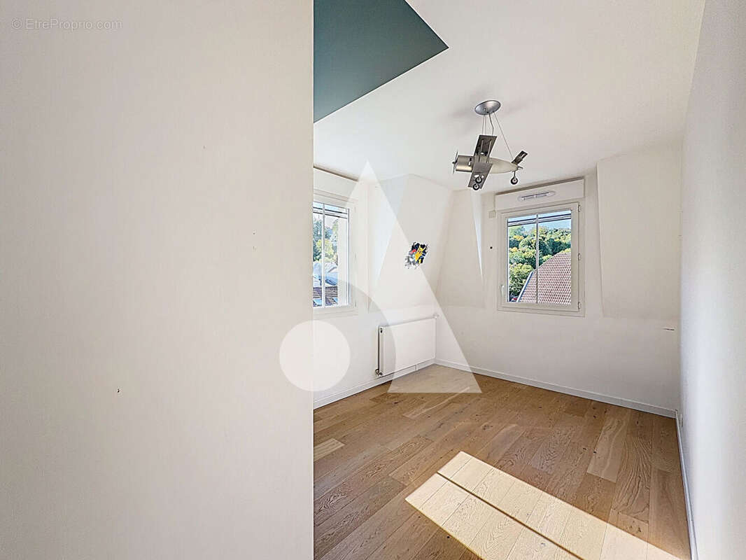 Appartement à BOUGIVAL