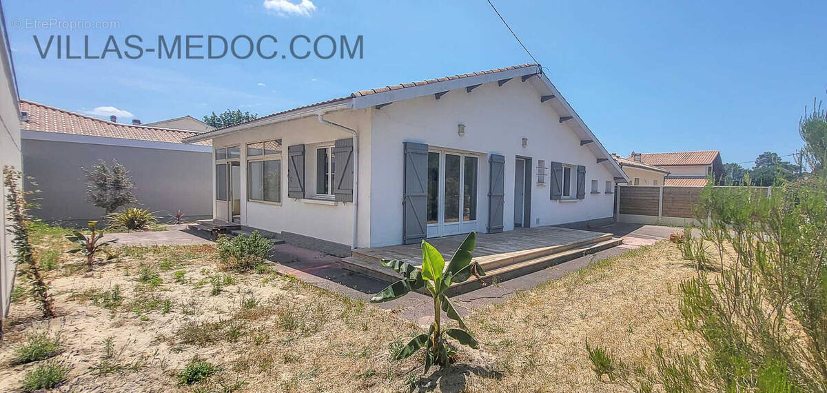 Maison à VENDAYS-MONTALIVET