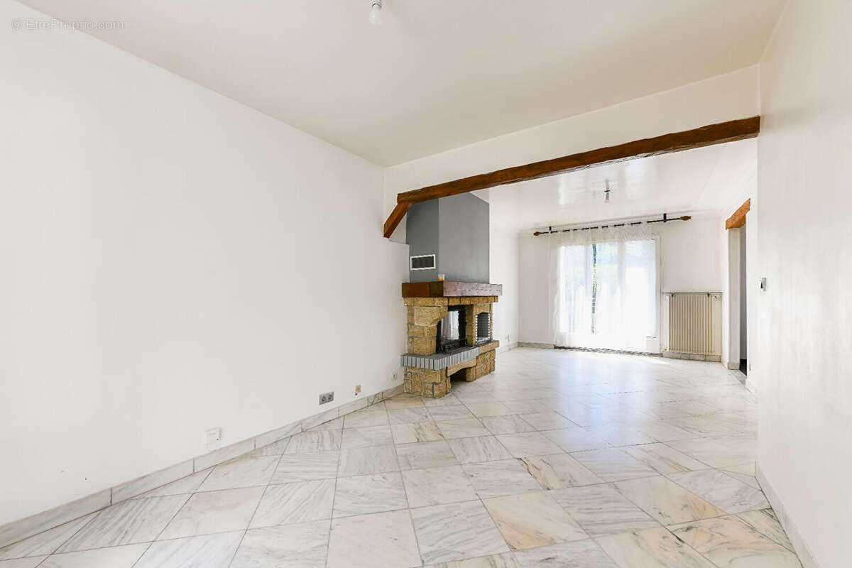 Maison à LE PLESSIS-TREVISE