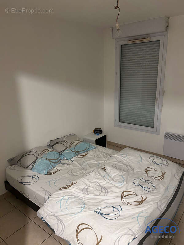 Chambre - Appartement à GAGNAC-SUR-GARONNE