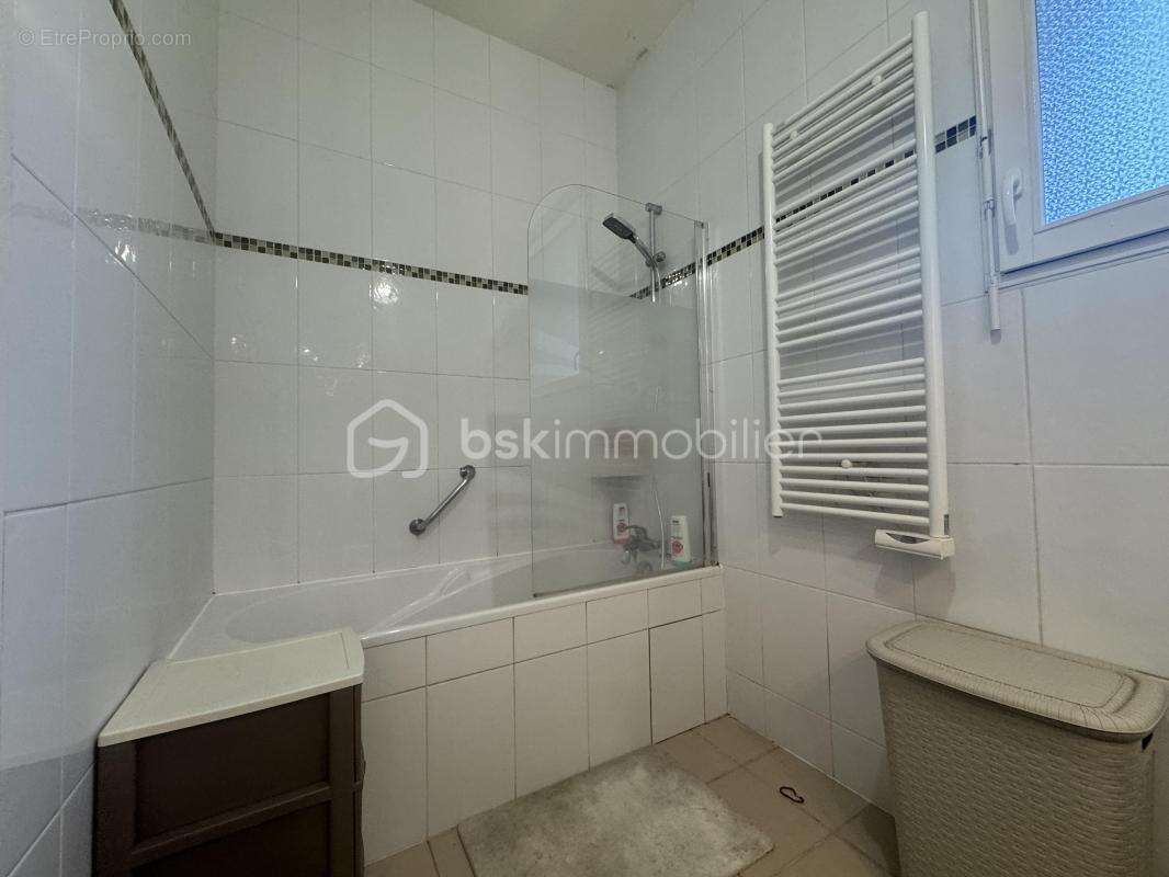 Appartement à FERRIERES-EN-BRIE