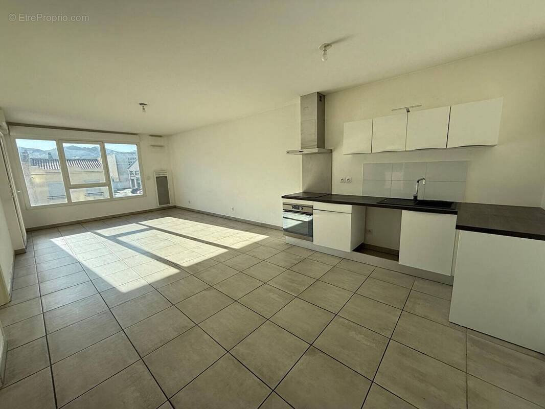 Appartement à MARSEILLE-10E