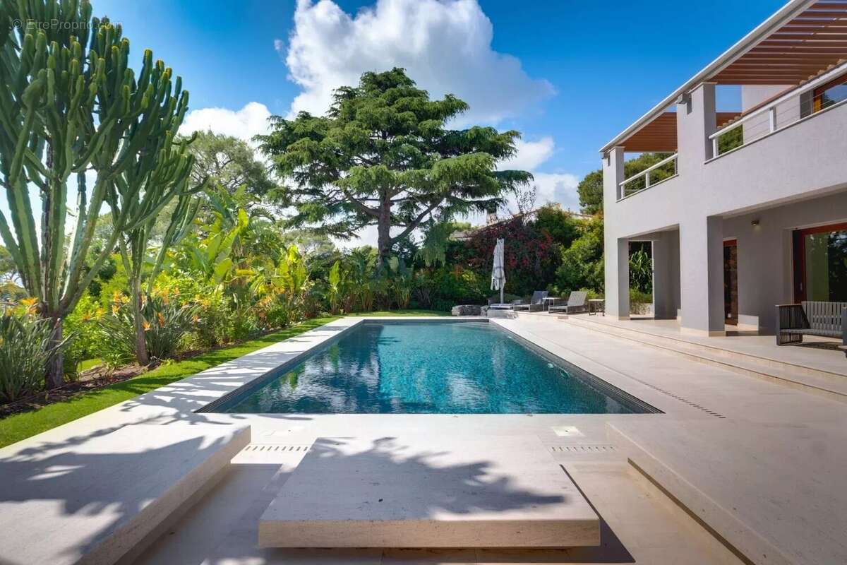 Villa contemporaine vue mer à vendre à Saint Jean Cap Ferrat - photo 15