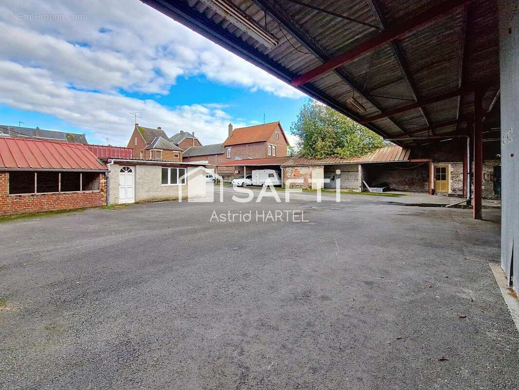 Photo 6 - Terrain à SAINT-QUENTIN