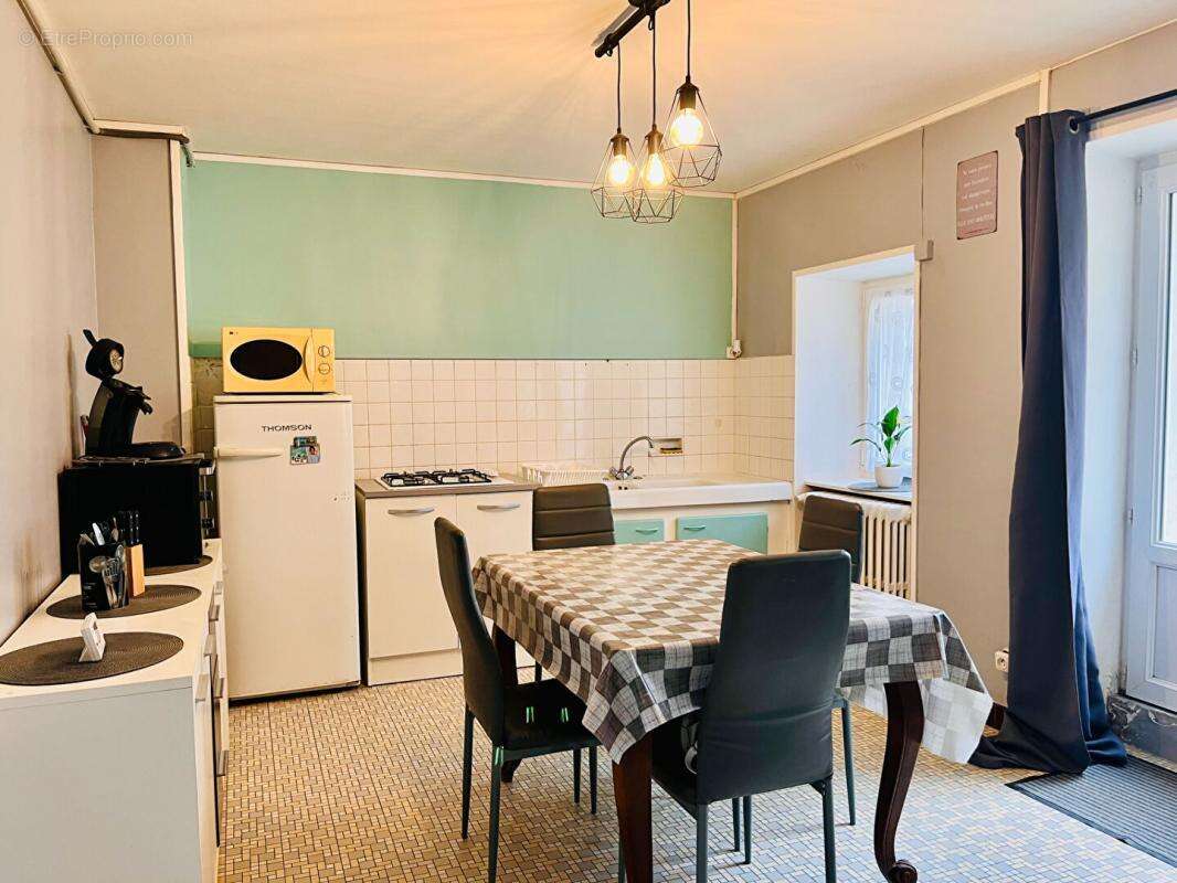 Maison 65 m²  avec 2 chambres + maisonnette à rénover - photo 3
