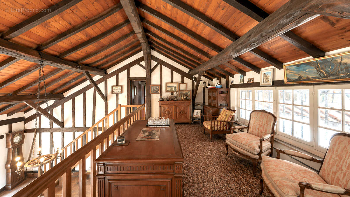 Maison à SAUBION