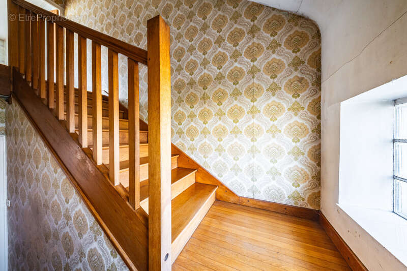 Maison à CESSEY-SUR-TILLE