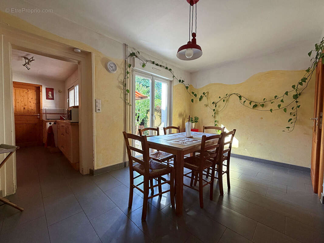 Maison 5 pièces 102m² avec espace extérieur au bord de l'eau - photo 3