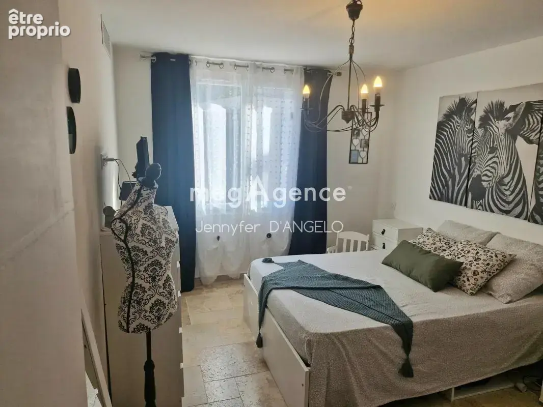 MAISON RENOVEE A OLLIOULES, 155 M², 10 min à pieds du centre ville - photo 8