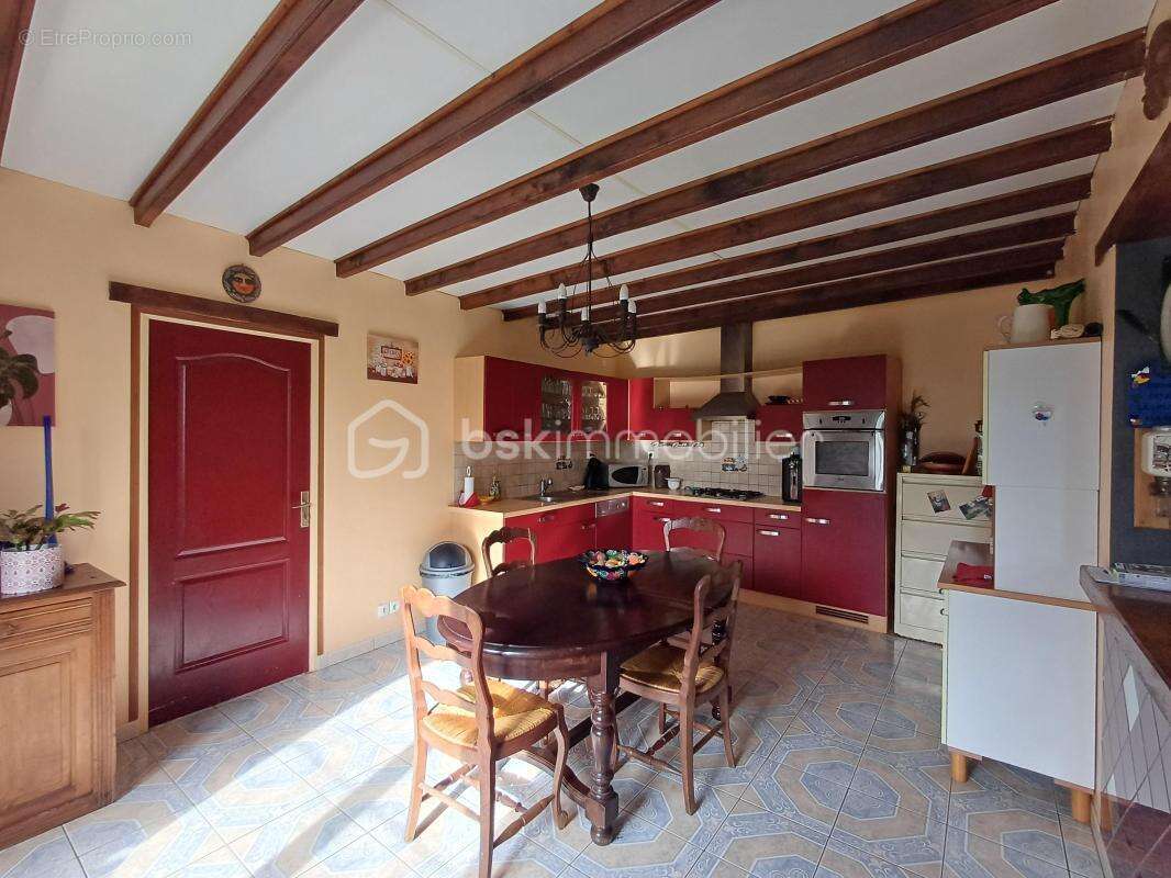 Coup de cœur - calme, espace et potentiel : 4 chambres possibles, terrasse plein sud, proximité commerces et ecoles - photo 5