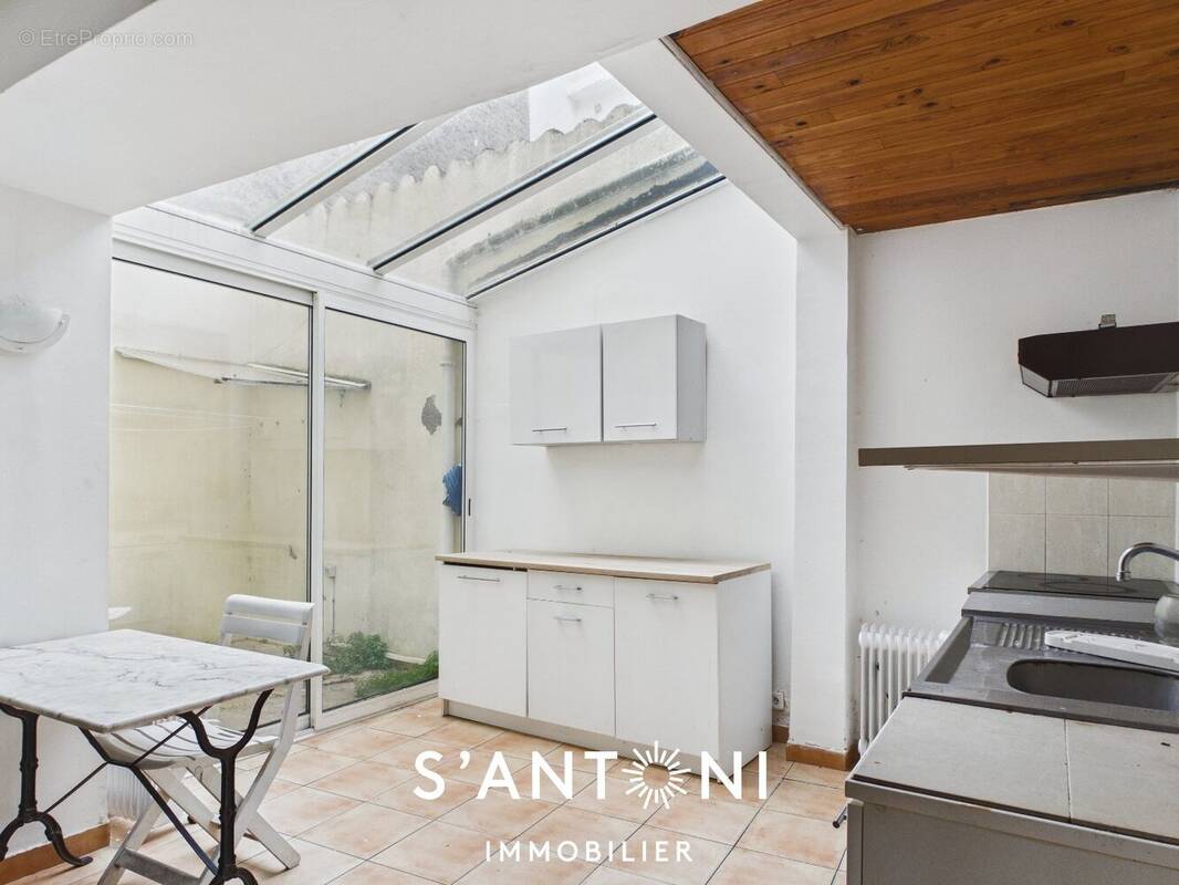 Appartement à VIAS