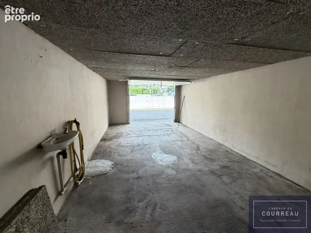 Quartier LEMASSON Grand Garage de 25 m2 avec un point d'eau - photo 4