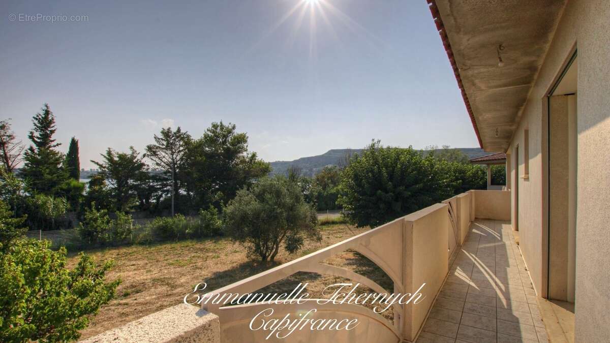Maison à vendre Istres – Vue sur l’Étang de l’Olivier – Maison 143m² – Terrain 2 050 m² - photo 9