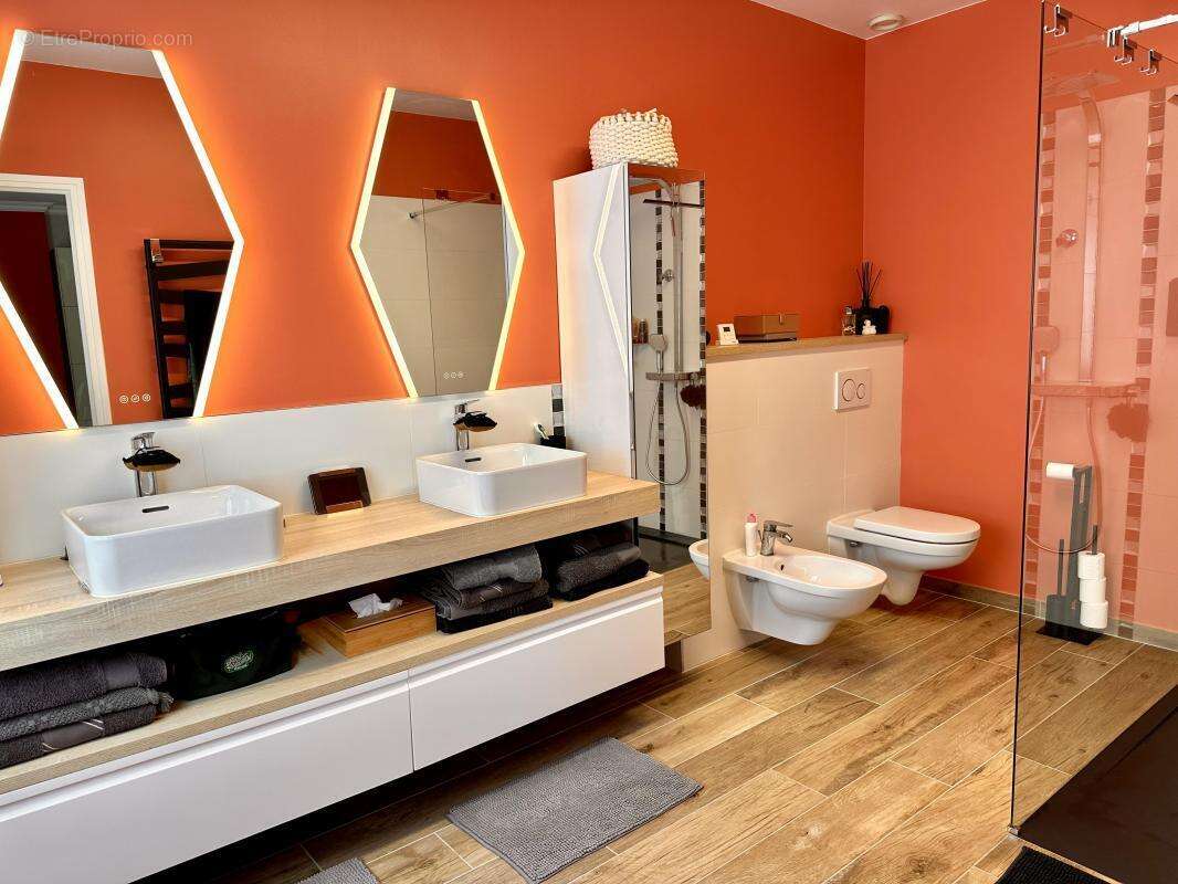 Maison à VENDEUVRE-SUR-BARSE