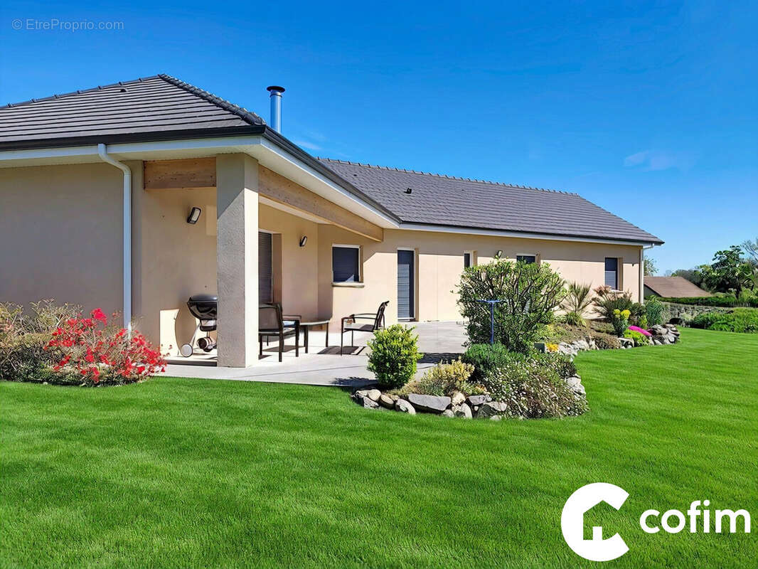 Maison à SERRES-MORLAAS