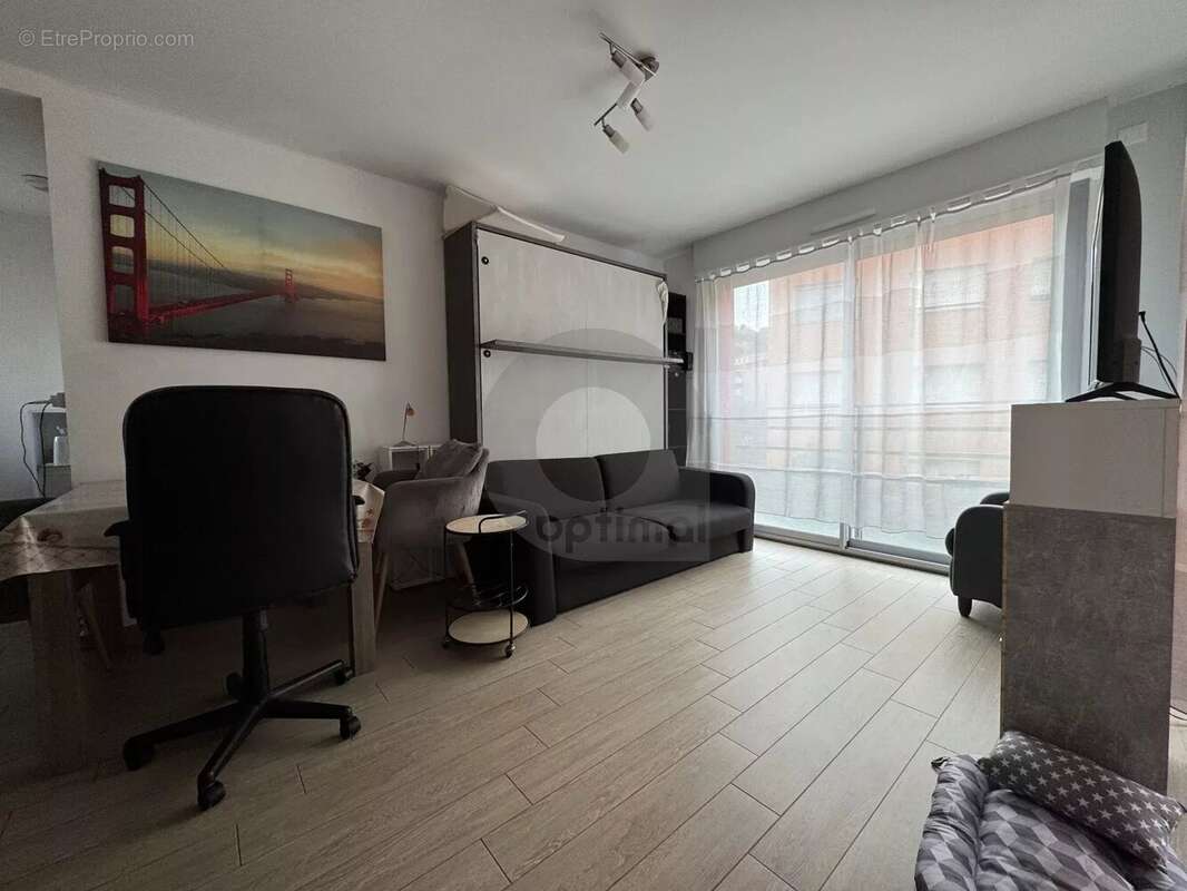 Appartement à ROQUEBRUNE-CAP-MARTIN