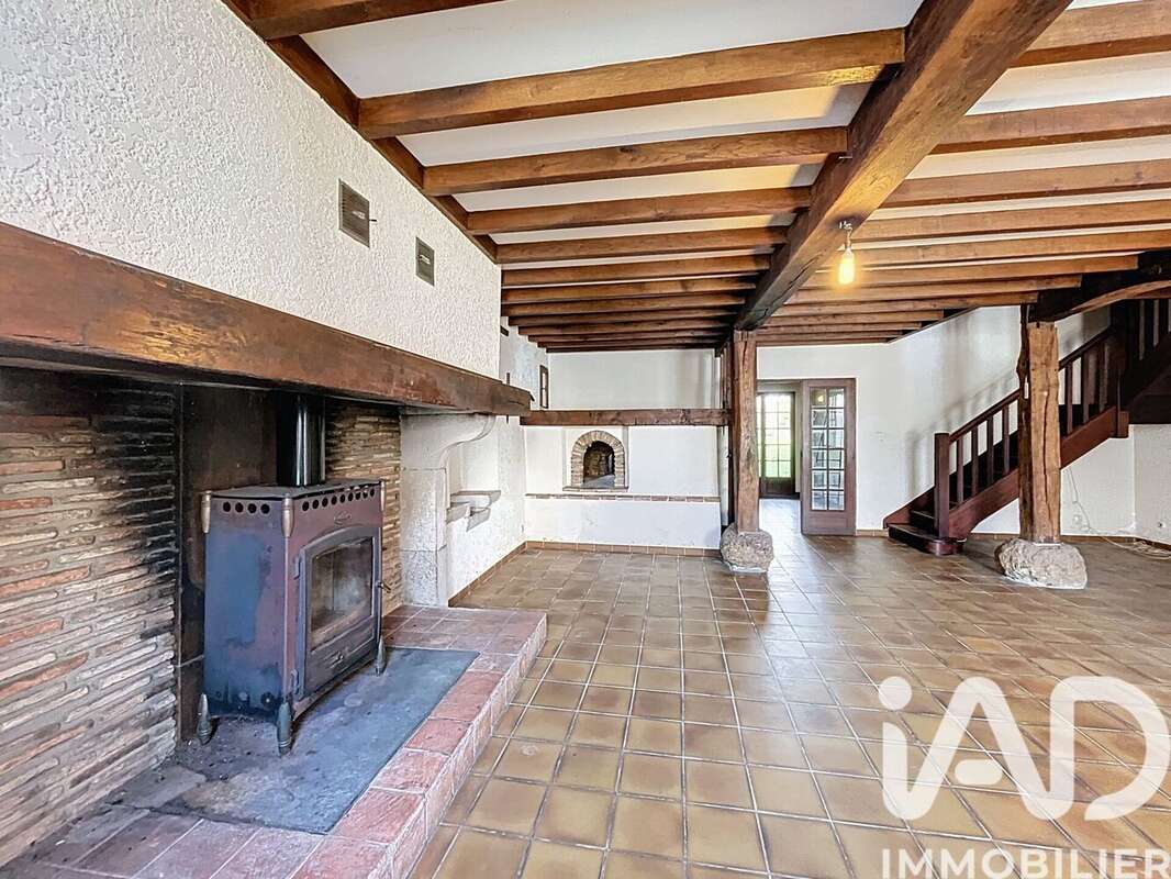Maison 136 m² à Sault-De-Navailles  - photo 4