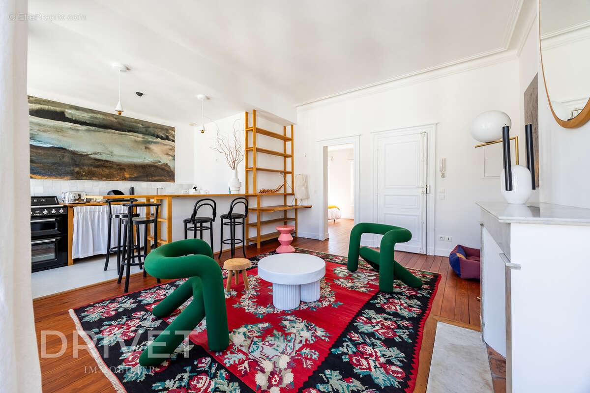 Appartement à BORDEAUX