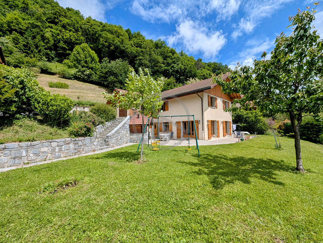 Maison à SAINT-PIERRE-D'ALLEVARD