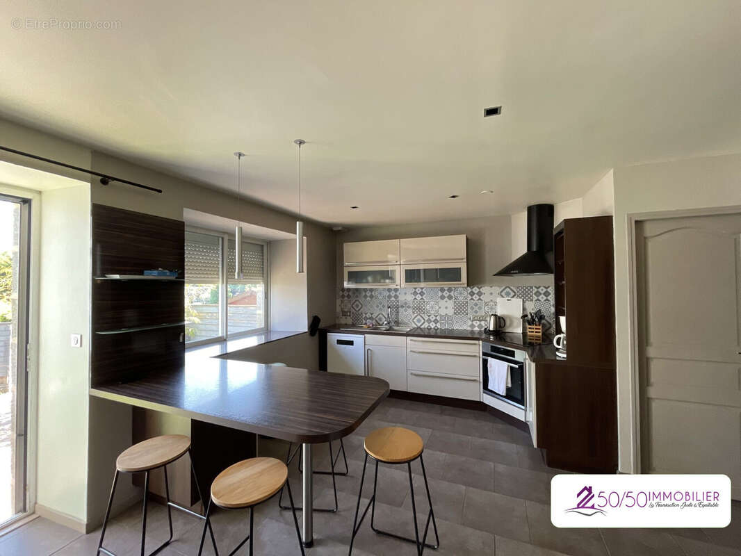 Maison 200 m² à Pledran  - photo 5