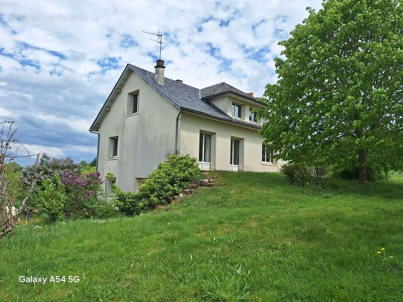Maison à SALERS