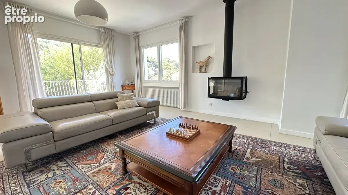 Maison 8 pièces 175 m² à vendre à Sanary-Sur-Mer (83110) - photo 3