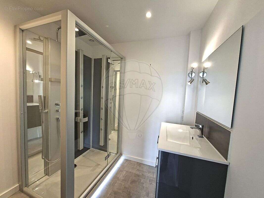 Appartement à VICHY