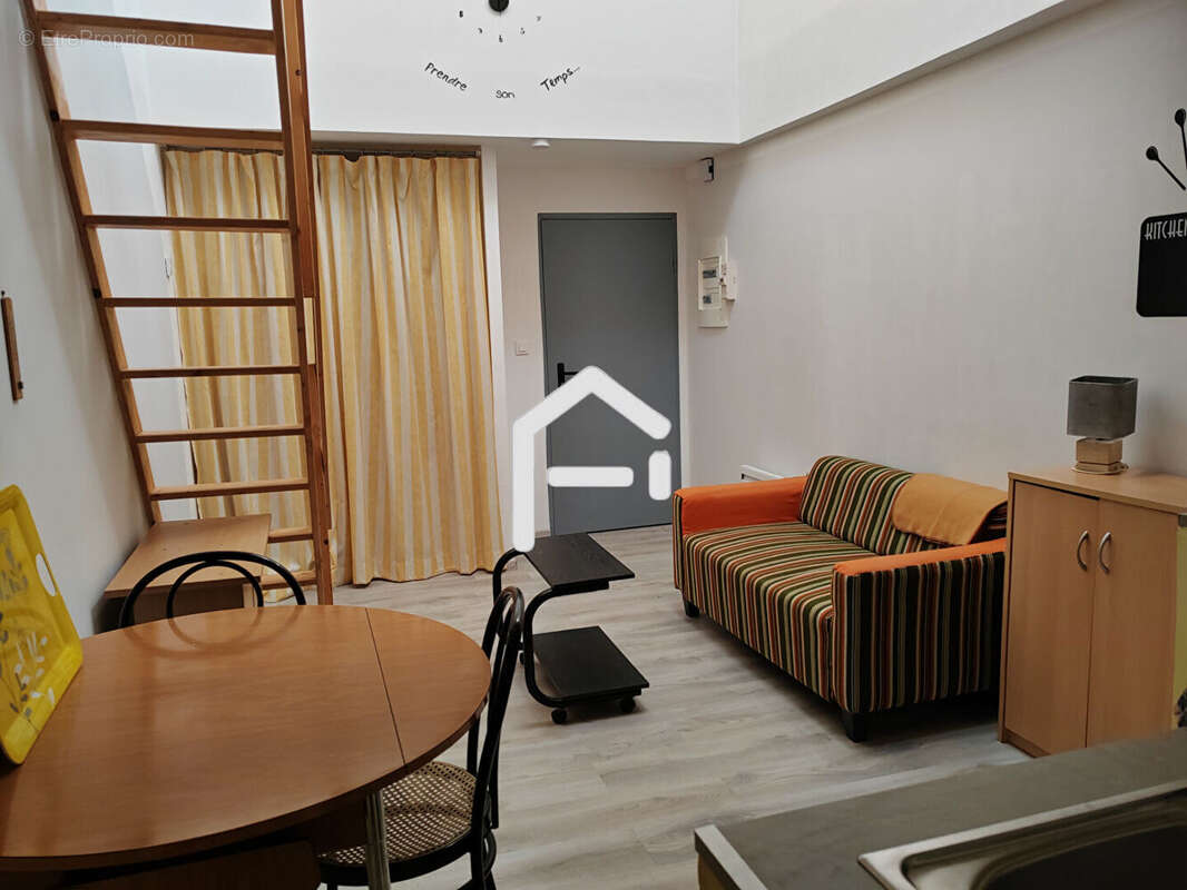 Appartement à TOUCY