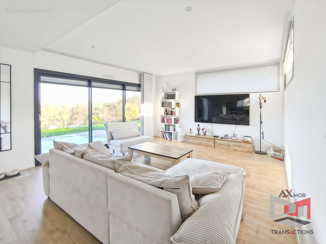 Maison à PLEUMEUR-BODOU