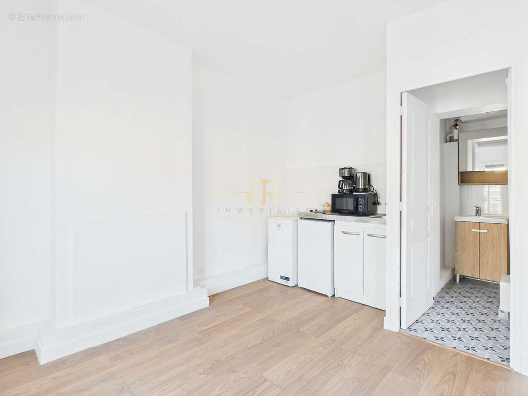 Appartement à PARIS-3E