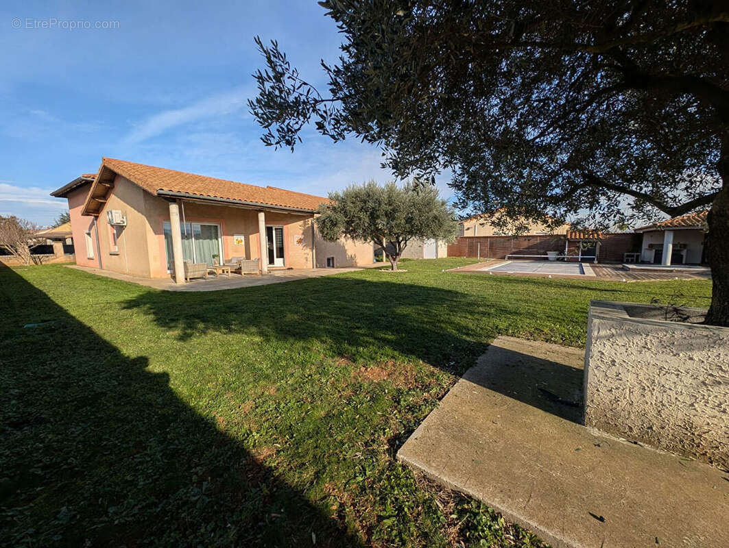 Maison à SAINT-MARCEL-LES-VALENCE