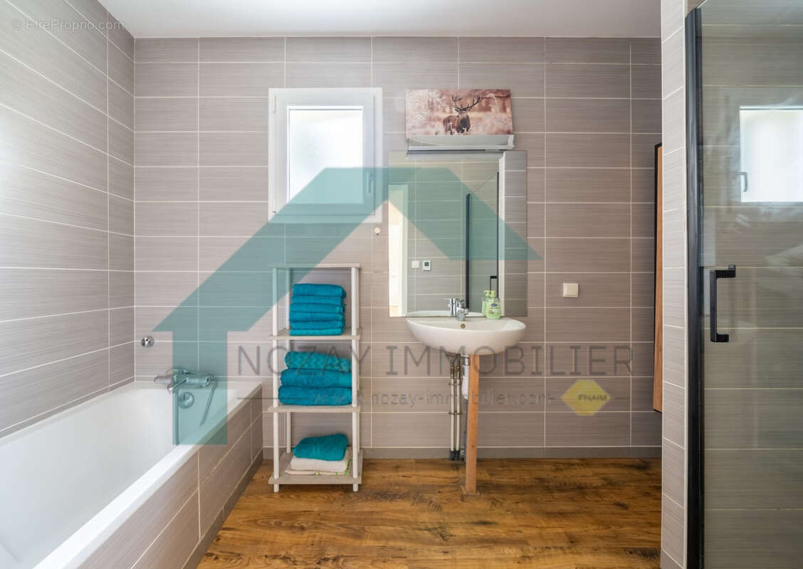 Maison à SAINT-VINCENT-DES-LANDES