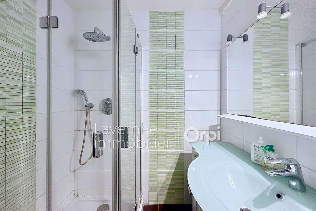Appartement 76 m² à Antibes  - photo 9