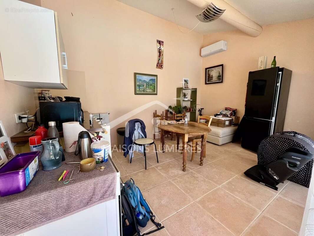 Maison à ROUSSILLON