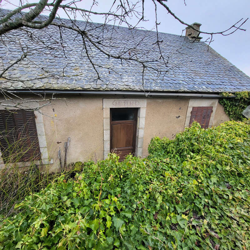 Maison à CHEYLADE