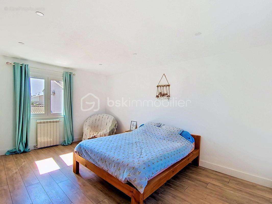 BOIRARGUES – Une maison familiale où il fait bon vivre ! - photo 8