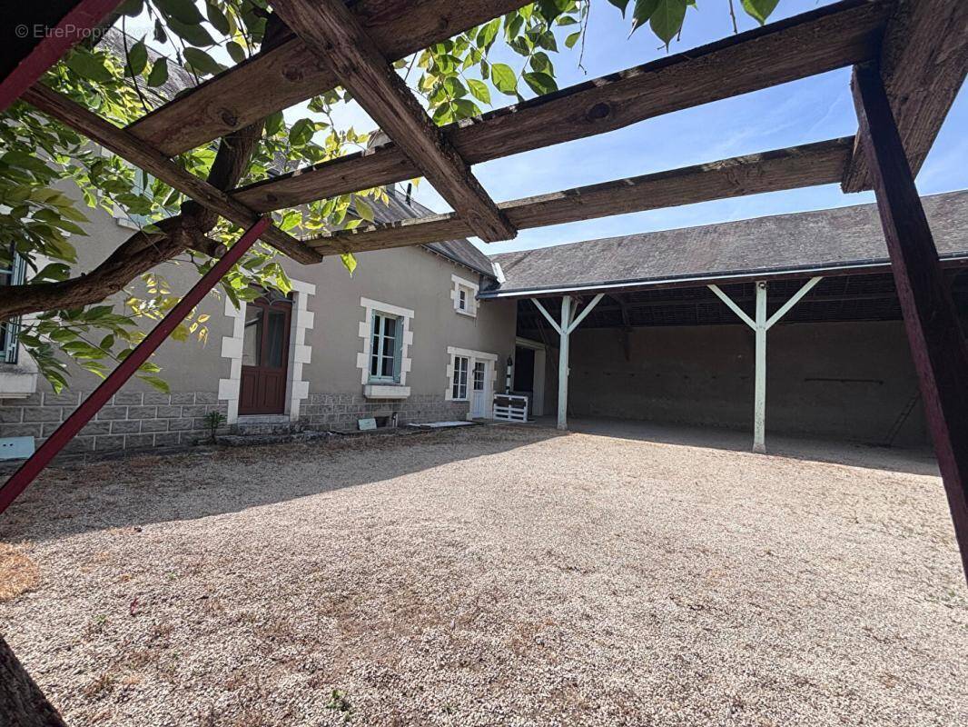 Maison à VINEUIL