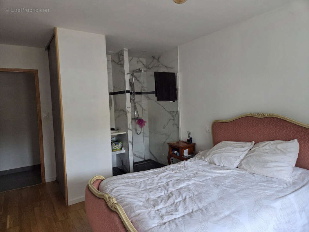 Maison à BLANQUEFORT