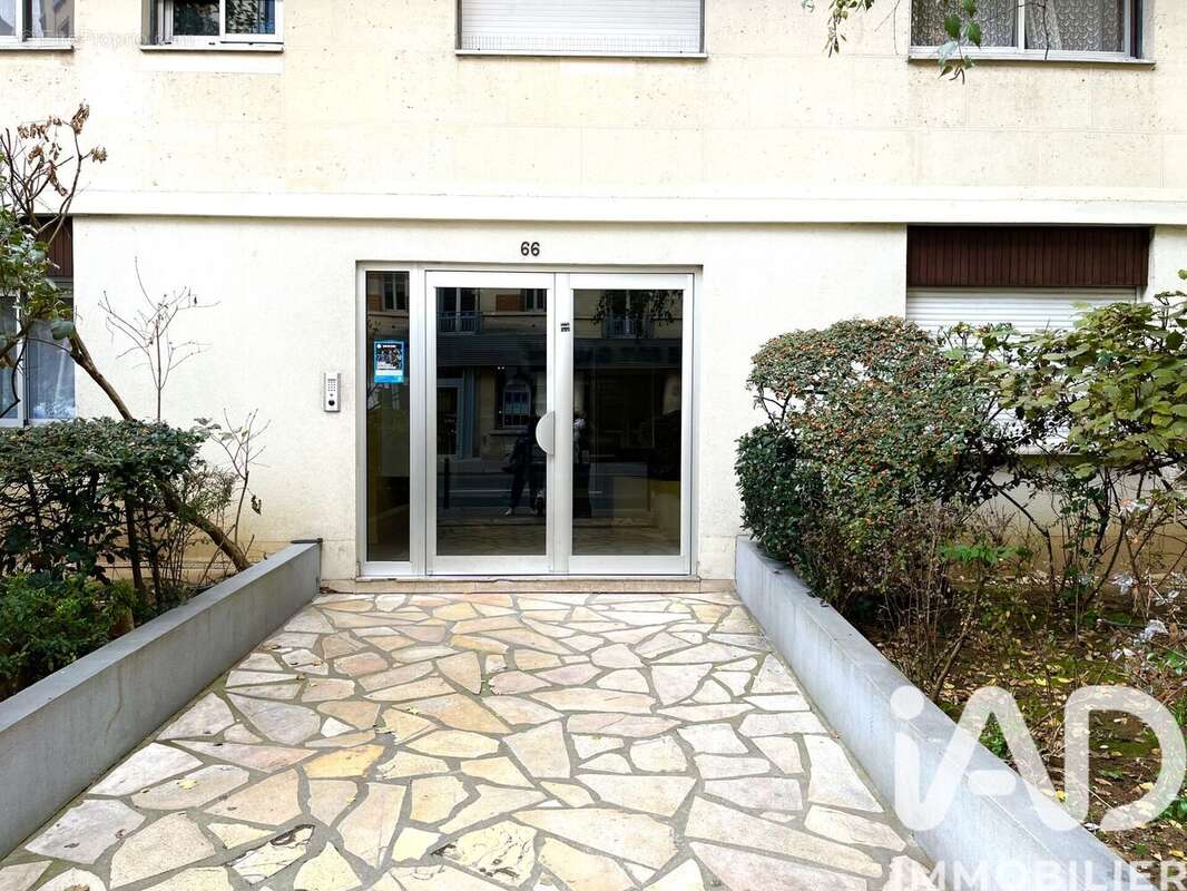 Photo 8 - Parking à PARIS-15E