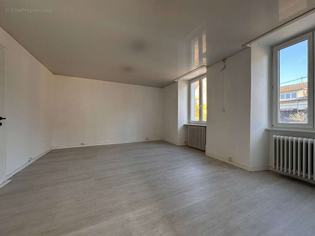 Immeuble Soultz Haut Rhin 9 pièces 214 m2 - photo 6
