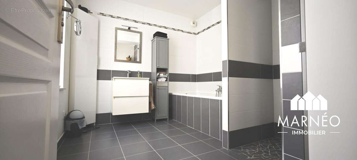 Maison 192 m² à Arcis-Sur-Aube  - photo 7