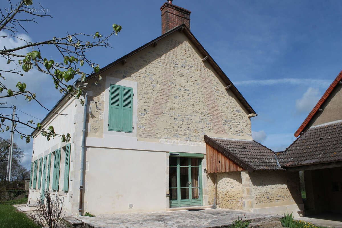 Maison à SAINT-JEANVRIN