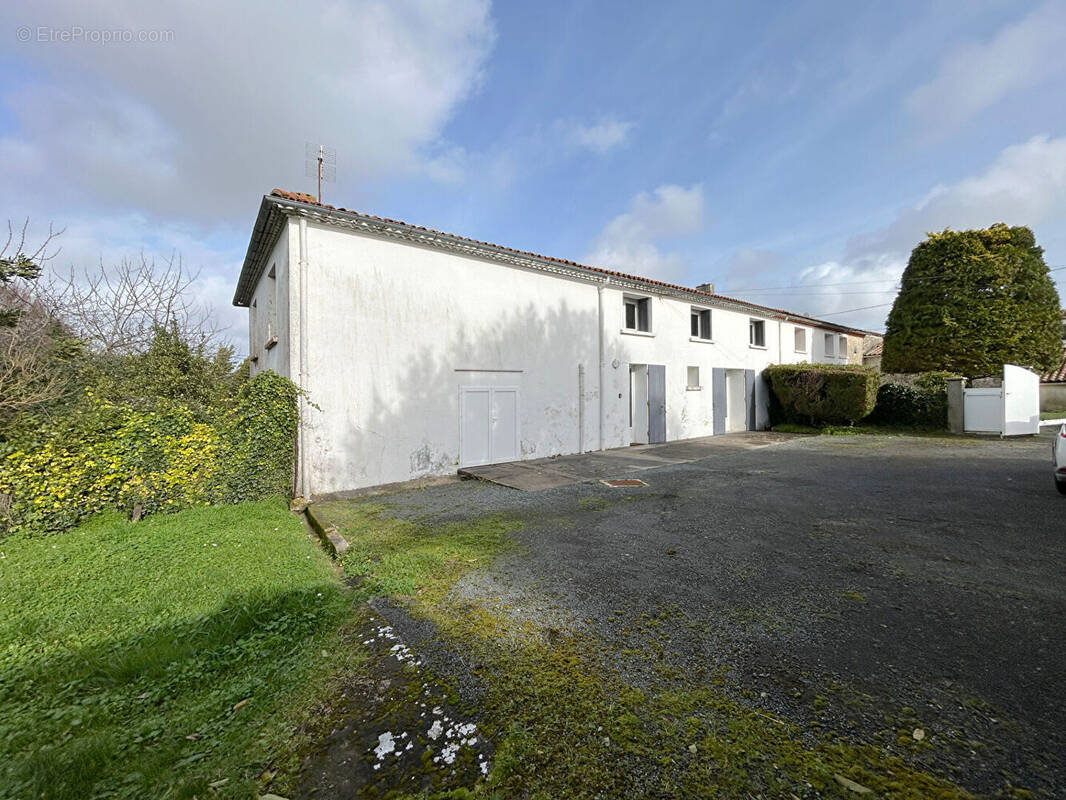 Maison à SEMUSSAC