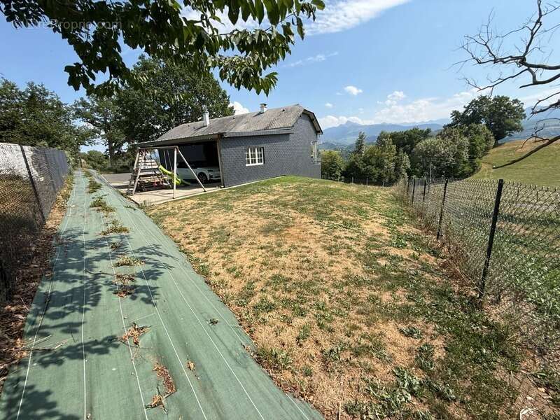 Superbe villa en position dominante aux portes de LOURDES ! - photo 5