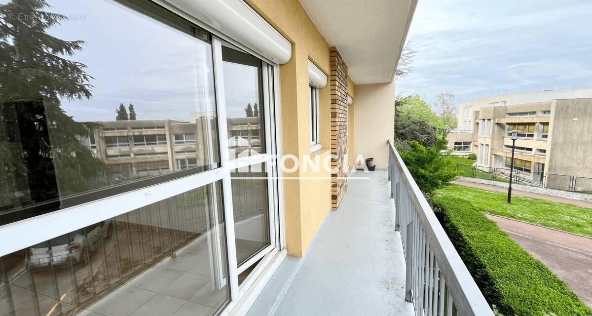 Appartement à MAUREPAS