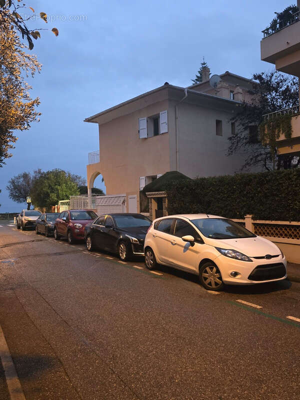 Appartement à ROQUEBRUNE-CAP-MARTIN