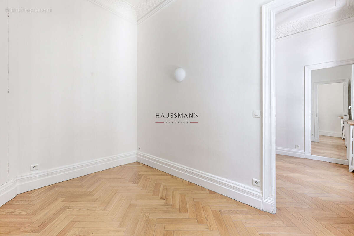 Appartement à PARIS-9E