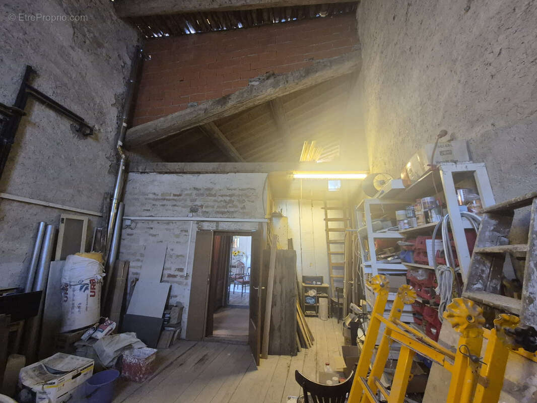 Maison de maître 290 m2 avec 7 chambres, remise et cour   Azille - photo 41